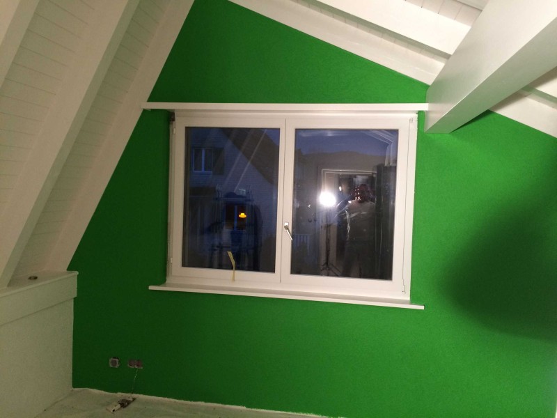 Dachbalken und Fenster